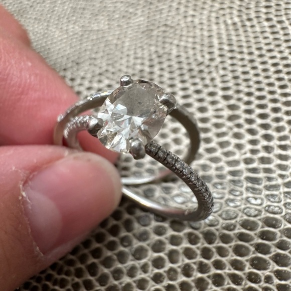 1 ct Platinum Oval Brilliant Diamond Ring Size 8 with Kasia Band - Picture 2 of 7